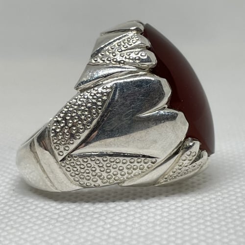 خاتم عقيق يماني كبدي صياغة يدوية منشار