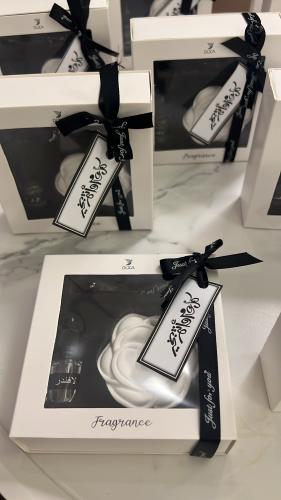 فواحه وقطعه ديكور عطريه+زيت عطري