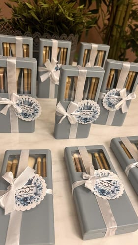 فرش ميك اب بمرايا +عباره قصيره حسب الطلب