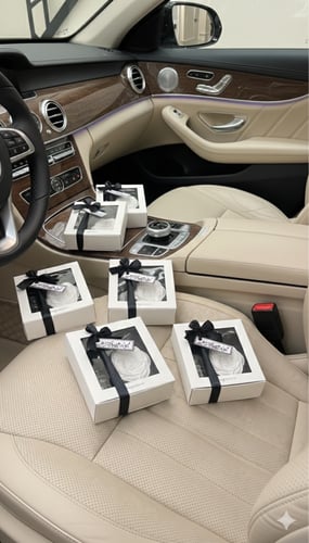 فواحه وقطعه ديكور عطريه+زيت عطري