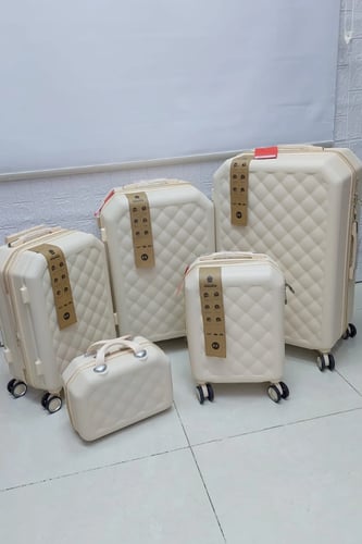 اطقم شنط سفر من 5 قطع
