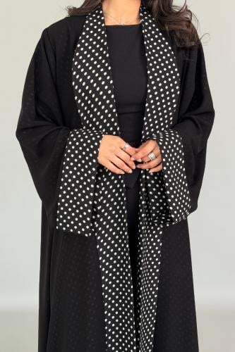 عباية البولكا دوت