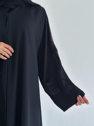 عباية ميلان