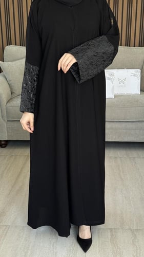 عباية هنادي