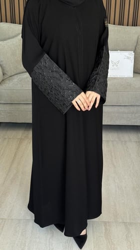 عباية هنادي