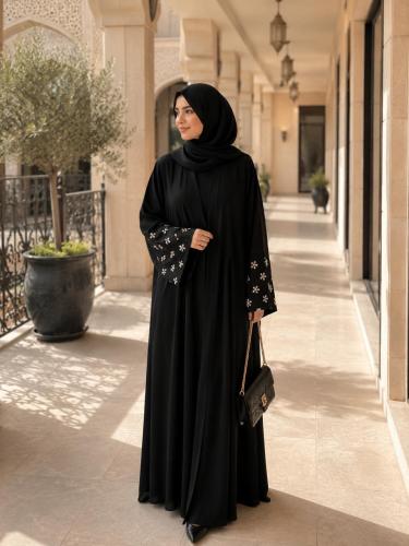 عباية دينا