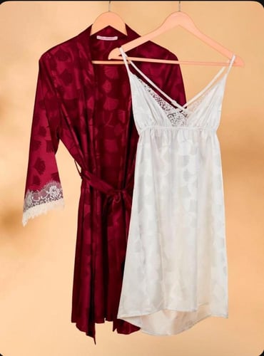 طقم عروسة قميص و روب ستان