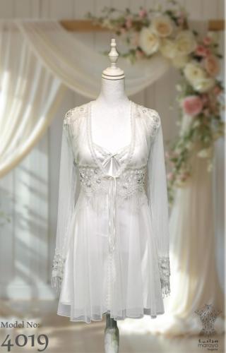 طقم عروسة ابيض مرايا