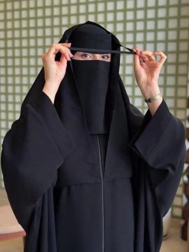 عبايه 2 ب1