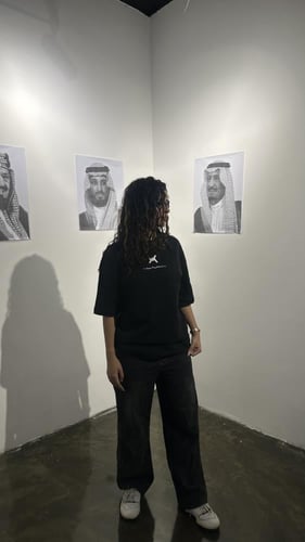 تيشرت اليوم الوطني أسود oversize