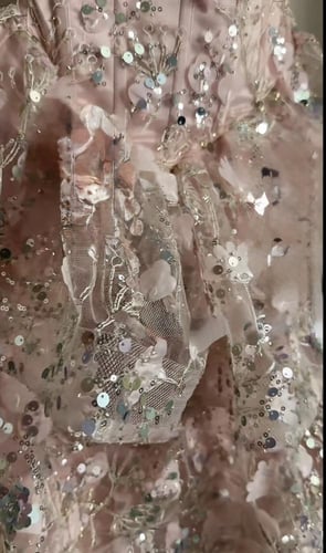 فستان سهره فخم وردي