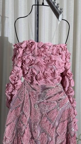 فستان سهره فخم وردي