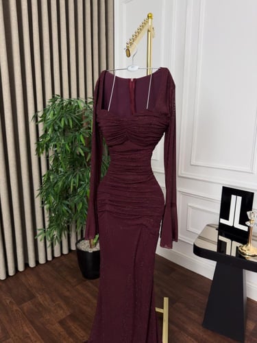 فستان سهره برغندي ناعم