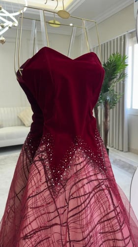 فستان سهره فخم جوخ وتل شبك