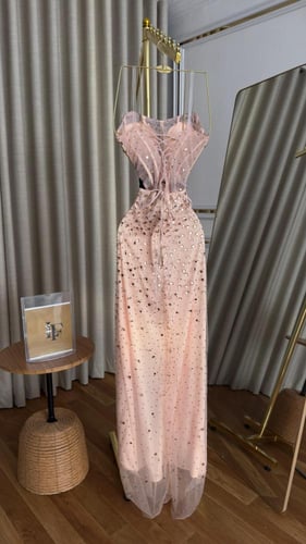 فستان سهره فخم لحمي