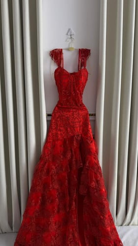 فستان سهره فخم احمر