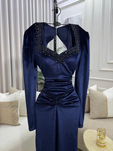 فستان سهره مخمل كحلي ناعم