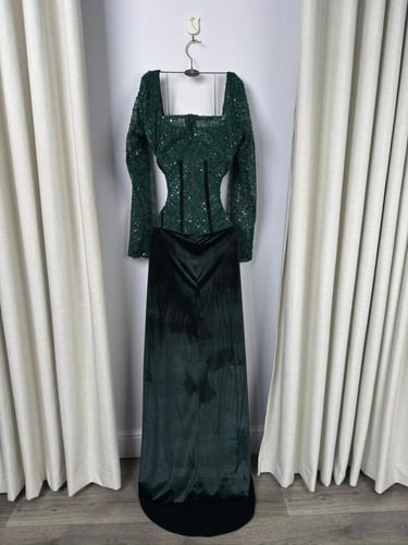 فستان سهره مخمل زيتي