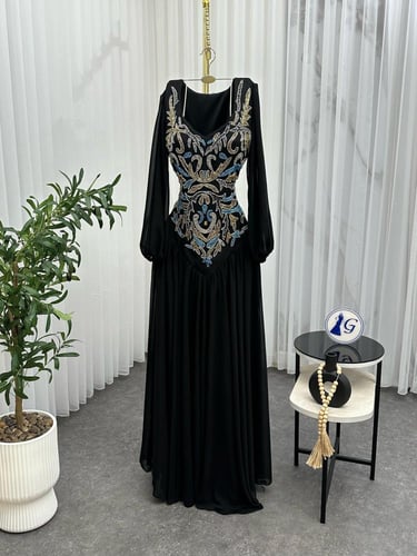 فستان سهره اسود خرز شك يدوي