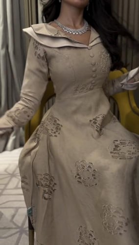 فستان سهره ناعم بيج