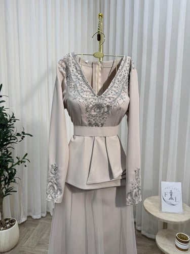 فستان سهره ناعم رصاصي