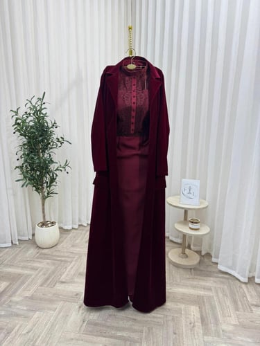 فستان سهره برغندي ناعم قطعتين جوخ ودانتيل