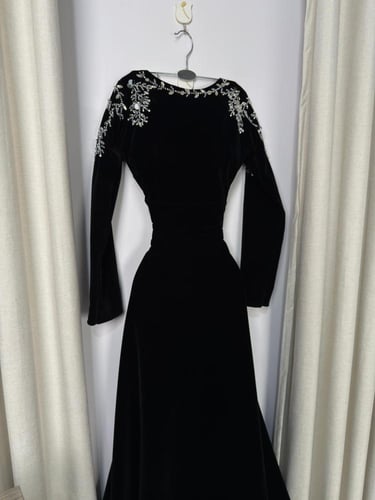 فستان سهره جوخ اسود