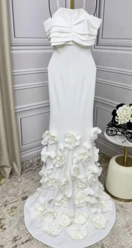 فستان ملكه ابيض راقي