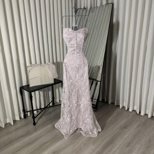 فستان سهره فخم وردي