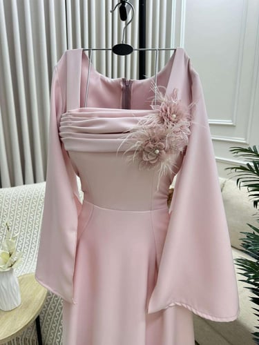 فستان سهره وردي ناعم