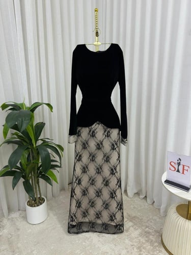 فستان سهره جوخ اسود