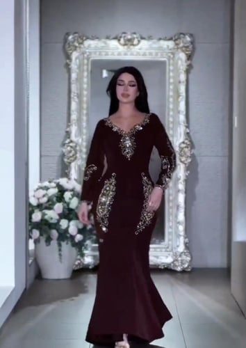 فستان سهره بني. راقي