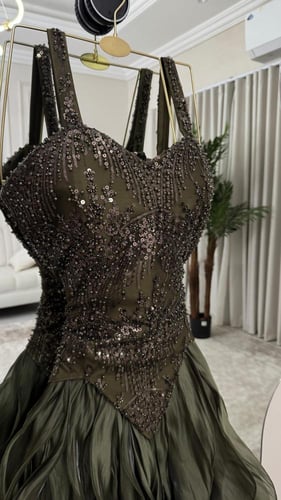 فستان سهره زيتي فخم