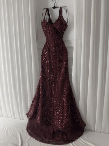 فستان سهره فخم برغندي