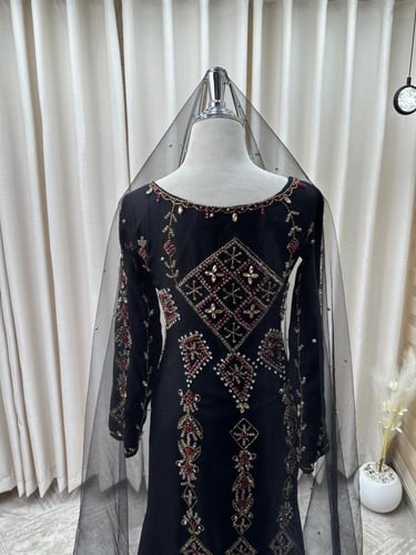 فستان سهره اسود فخم