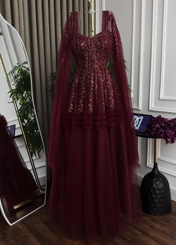 فستان سهره فخم عودي