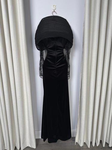 فستان سهره مخمل اسود ناعم