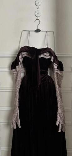 فستان سهره مخمل برغندي