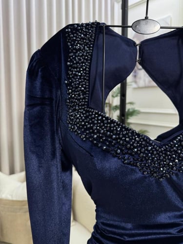 فستان سهره مخمل كحلي ناعم