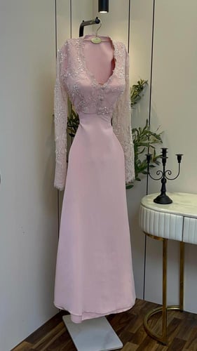 فستان سهره وردي ناعم