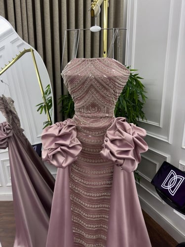 فستان سهره فخم وردي