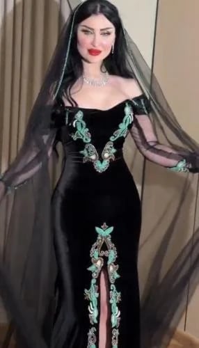 فستان سهره مخمل اسود