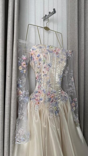 فستان سهره افوايت راقي