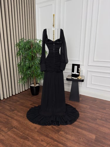 فستان وجدان سهره اسود راقي