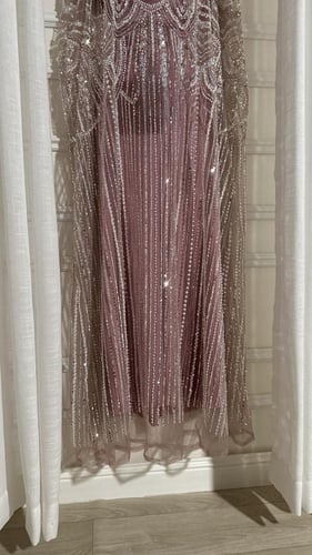 فستان سهره فخم وردي