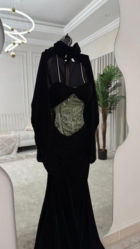 فستان سهره مخمل ناعم