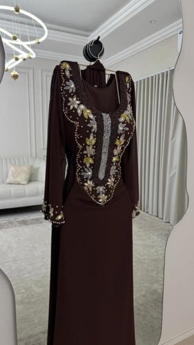 جلابيا فخم بني خرز