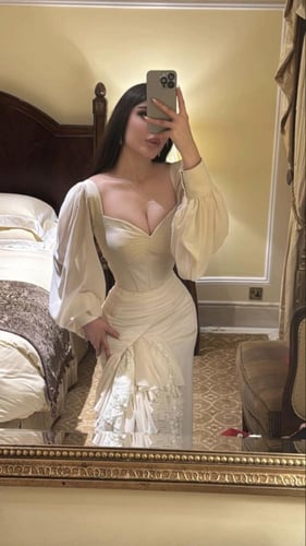 فستان وجدان سهره سكري راقي جدا