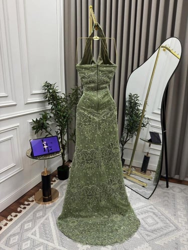 فستان سهره فخم زيتي