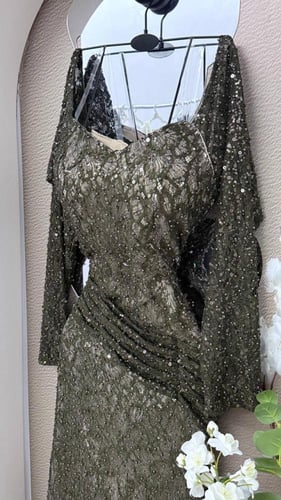 فستان سهره فخم دانتيل. زيتي